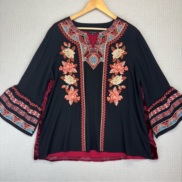 John Mark Red Velvet Embroidered Floral Tunic Flared Sleeves Aztec Boho Size XL - Picture 1 of 10